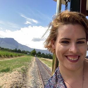 Meet your Posher, Megan